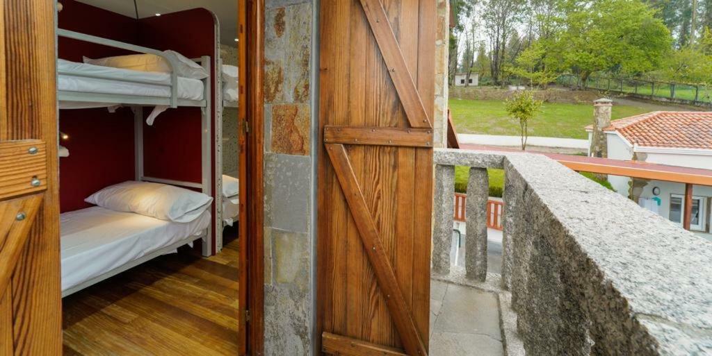 Albergue Mirador De Pedrouzo Eksteriør bilde