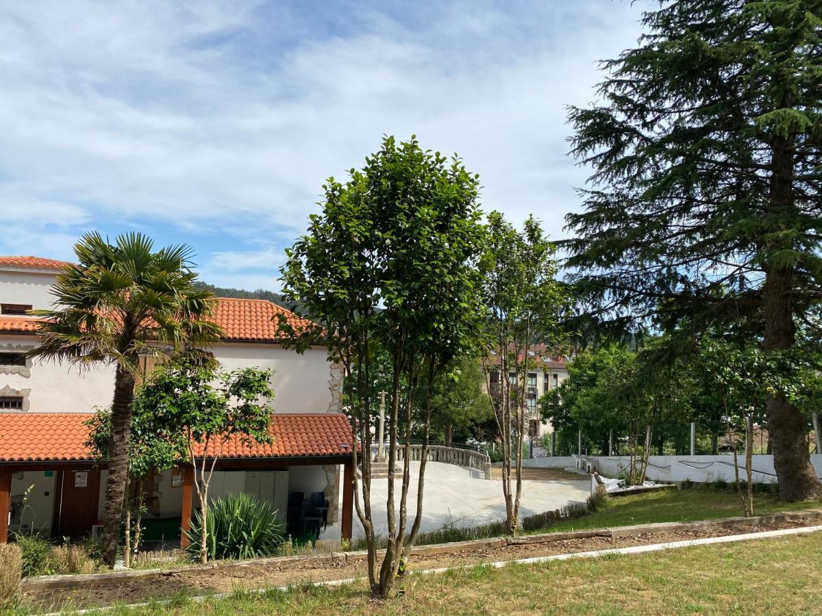 Albergue Mirador De Pedrouzo Eksteriør bilde